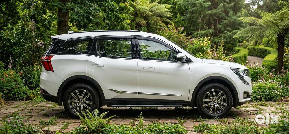 Mahindra Xuv700 2.2 Ax 7 Diesel At Luxury Pack Str, 2023, Diesel