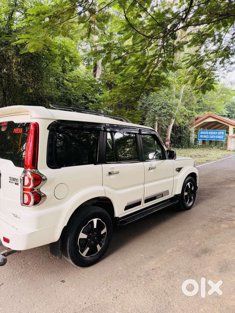 Mahindra Scorpio S11 Mt 7s, 2023, Diesel