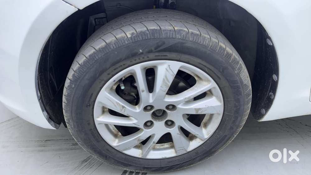 Maruti Suzuki Swift 1.3 Zxi, 2013, Petrol