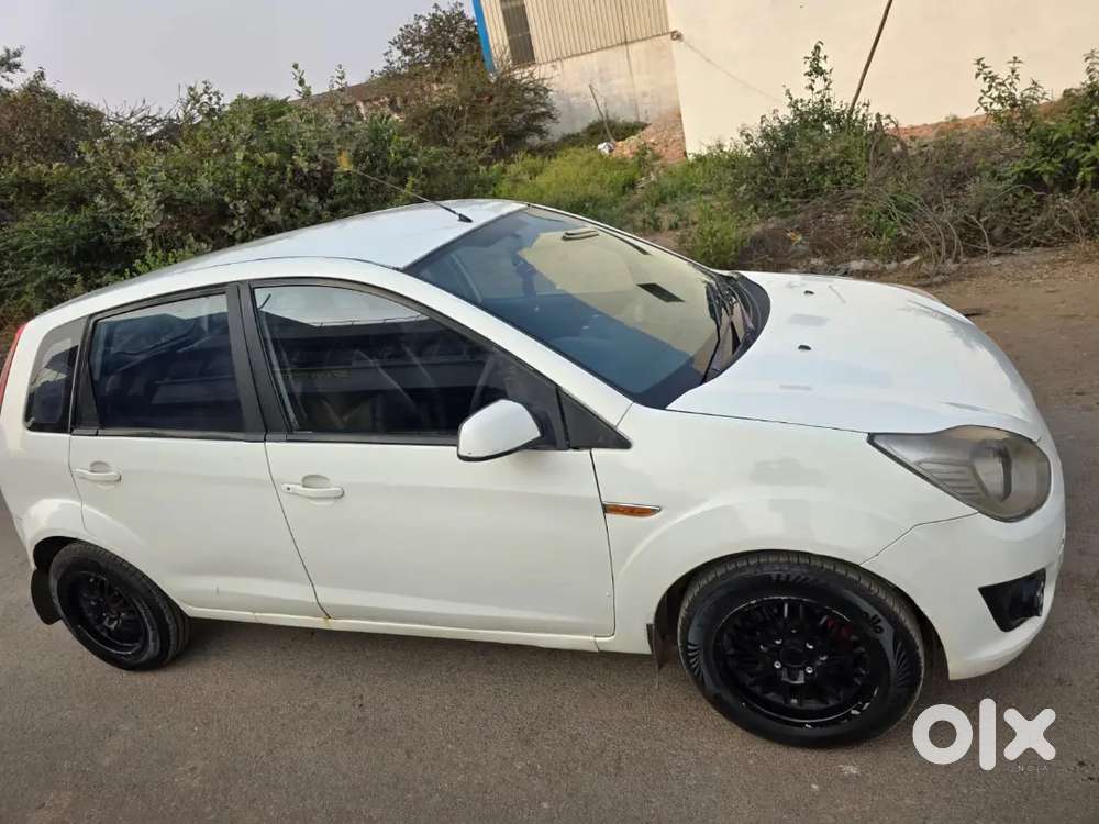Ford Figo 2011 Diesel 83102 Km Driven