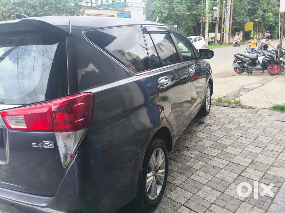 Toyota Innova Crysta 2.8 Z, 2016, Diesel