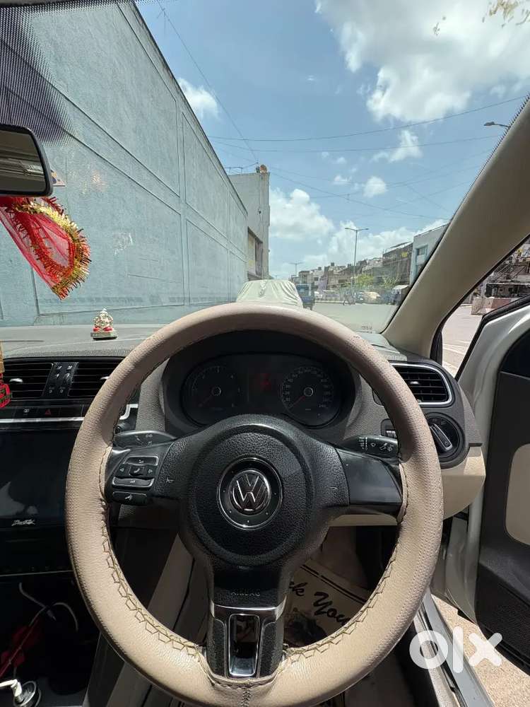 Volkswagen Vento Highline 2012