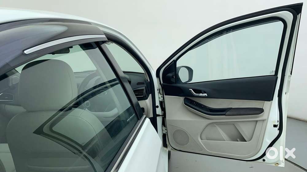 Tata Tigor Xza Plus, 2024, Petrol