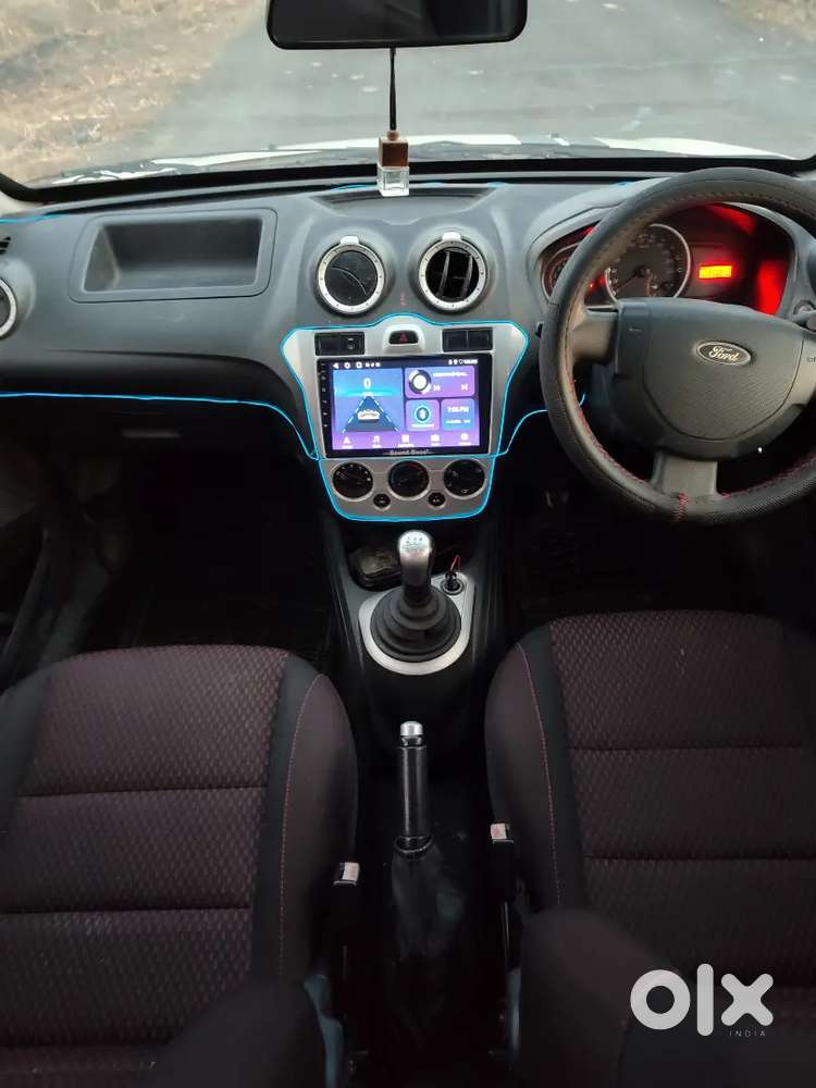 Good Condition Car Disel Variant 2011 Model With 3rd Owner