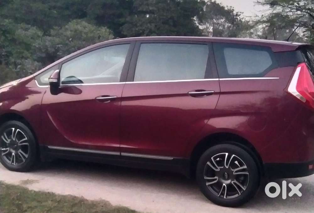 Mahindra Marazzo M8, 2019, Diesel