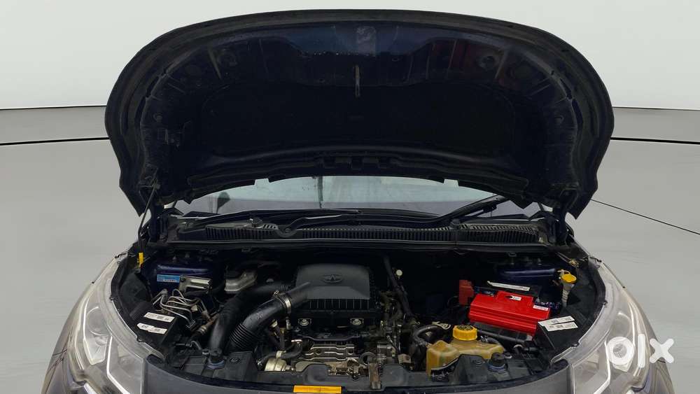 Tata Nexon 1.2 Revotron Xz Plus Premium, 2022, Petrol
