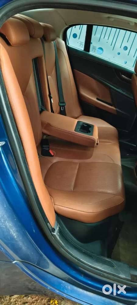Jaguar Xe Prestige, 2016, Petrol