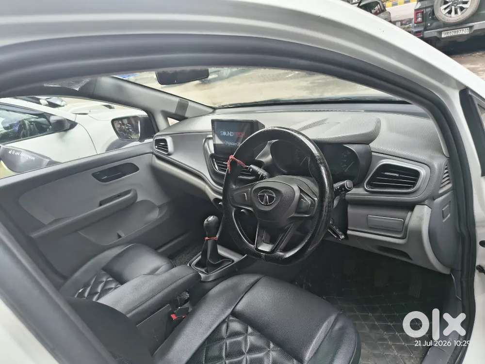 Tata Altroz 1.2 Xm 2020 Petrol Jan 2021 Registration.