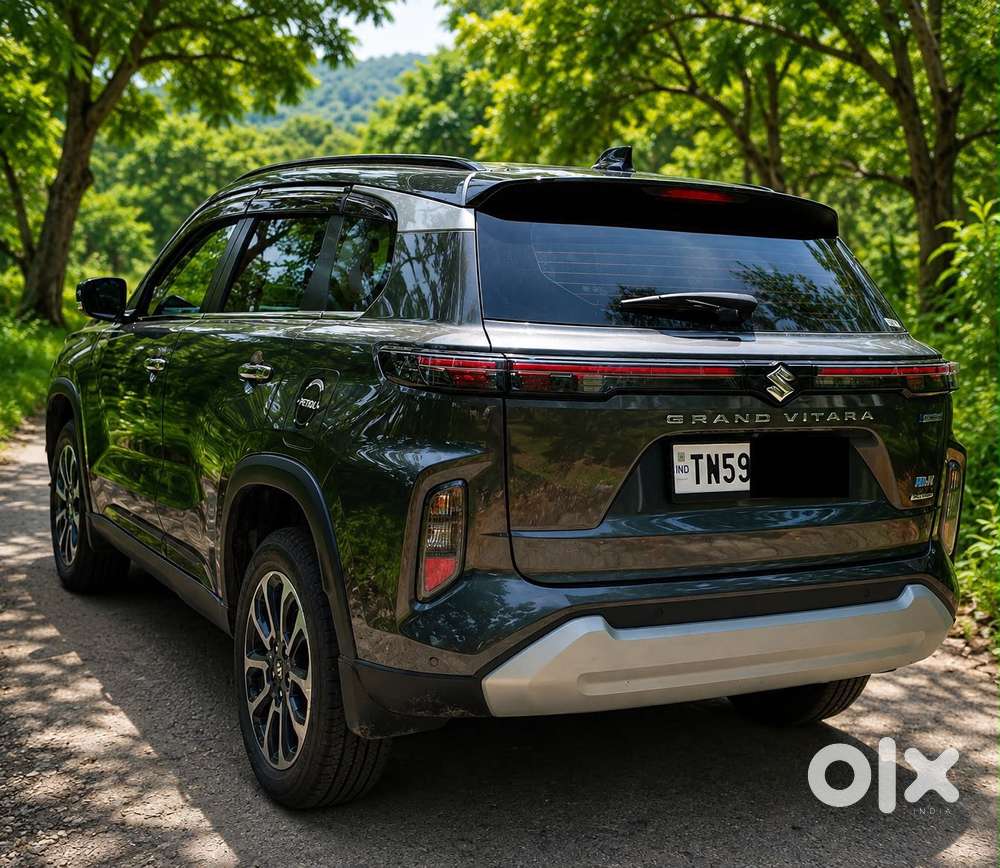 Maruti Suzuki Grand Vitara Smart Hybrid Alpha, 2025, Petrol