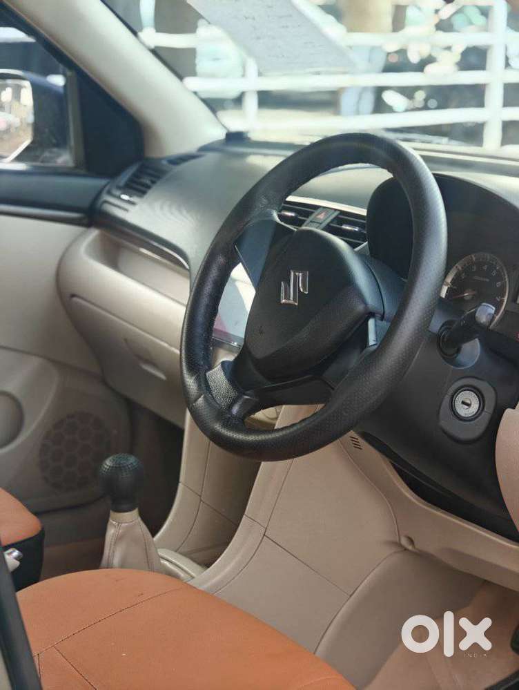 Maruti Suzuki Dzire 1.2 Vxi, 2016, Petrol