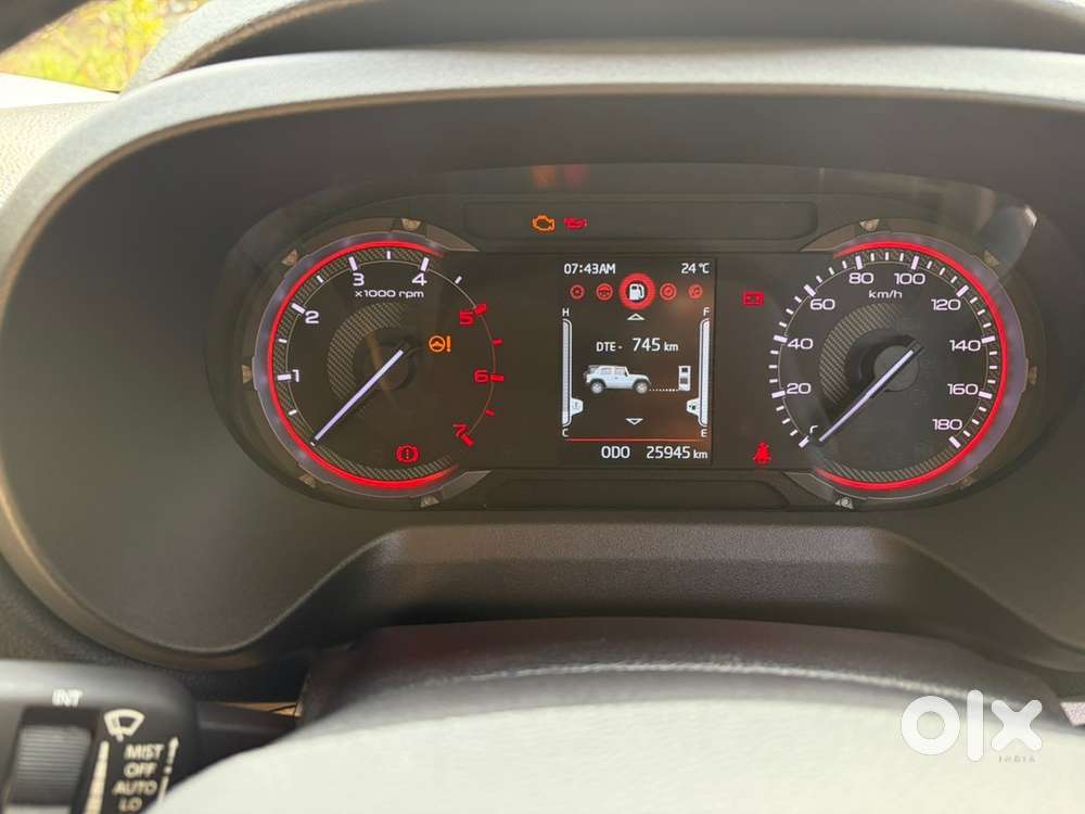 Mahindra Thar Roxx 2025