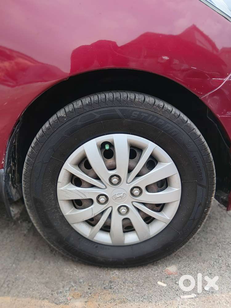 Hyundai I10 Sportz, 2015, Petrol