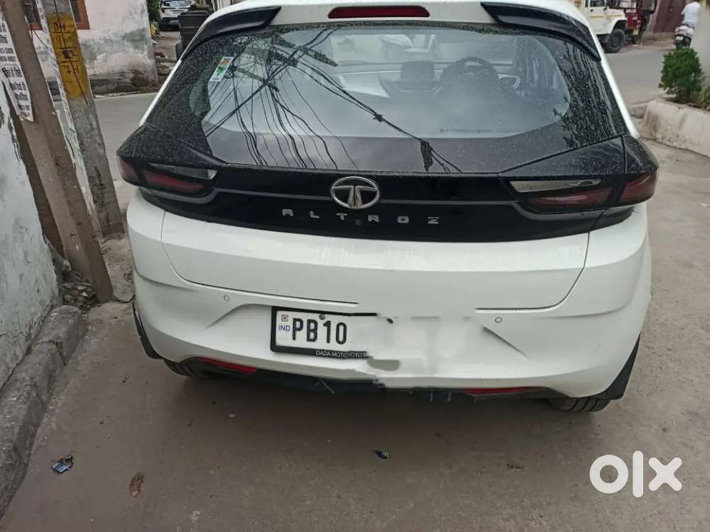 Tata Altroz 2023 Petrol Well Maintained