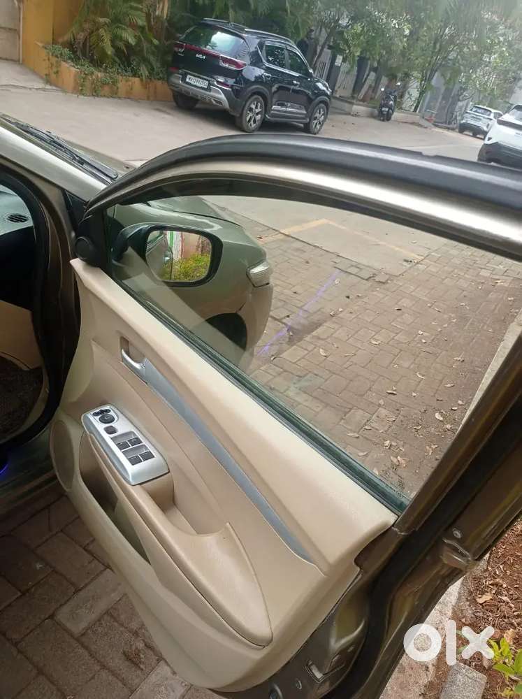 Honda City 1.5 V 2010