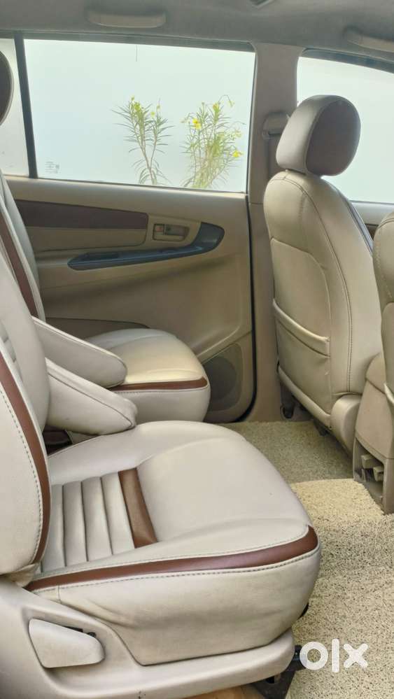 Toyota Innova 2.5 G (diesel) 7 Seater, 2006, Diesel