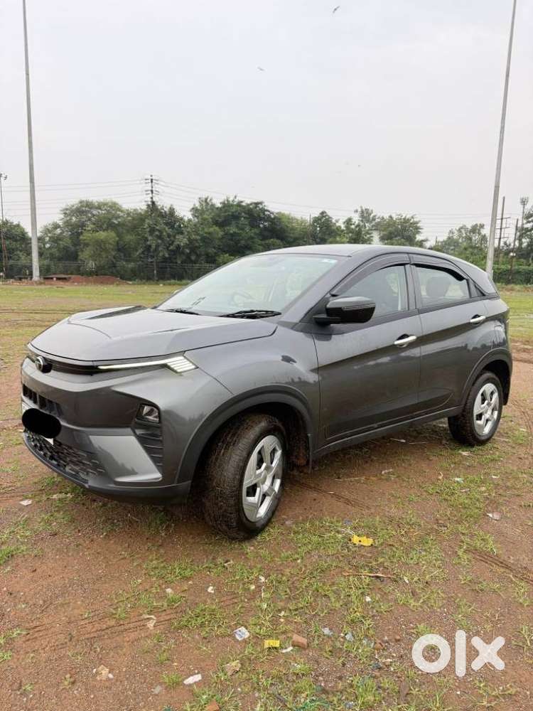Tata Nexon Smart Plus S 1.2 Revotron Petrol 5 Mt, 2024, Petrol