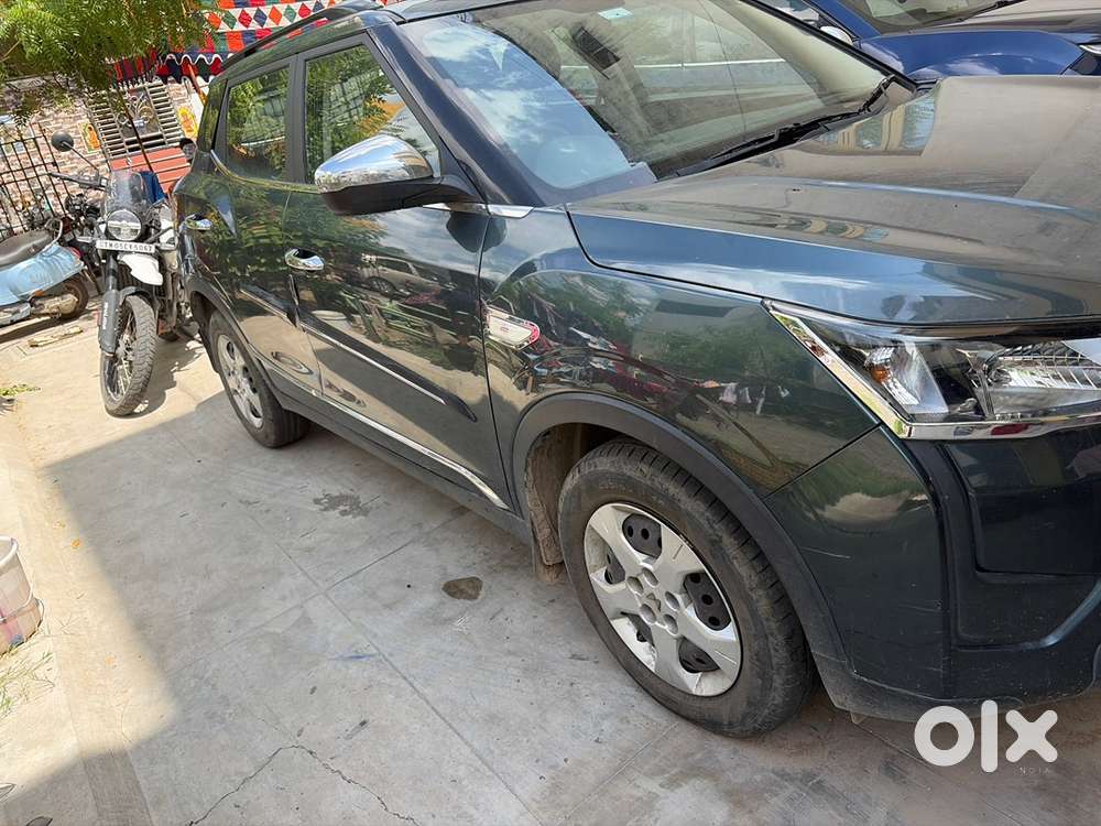 Mahindra Xuv300 Petrol 2023