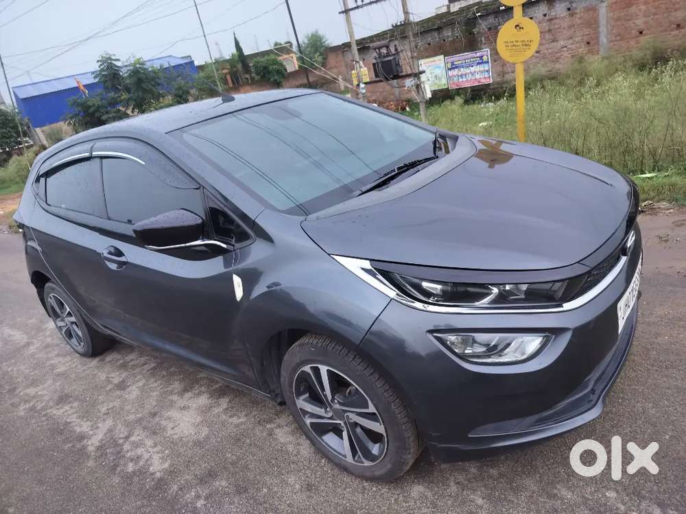 Tata Altroz Top Varient Xz 1.2 In Mint Condition Selling