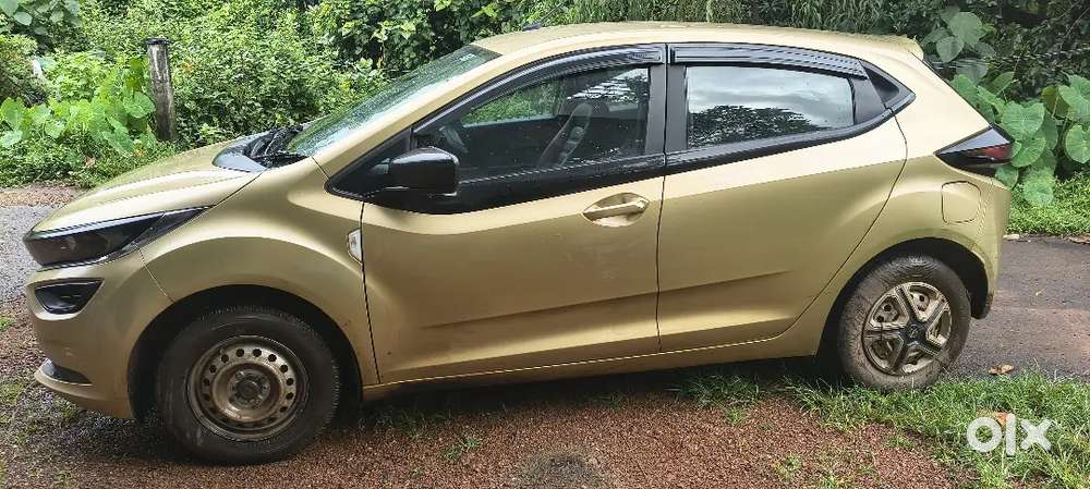 Tata Altroz 1.2 Xe 2021 Petrol