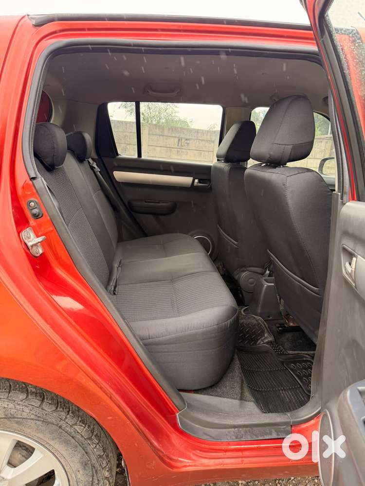 Maruti Suzuki Swift Zxi Bsiv, 2010, Petrol