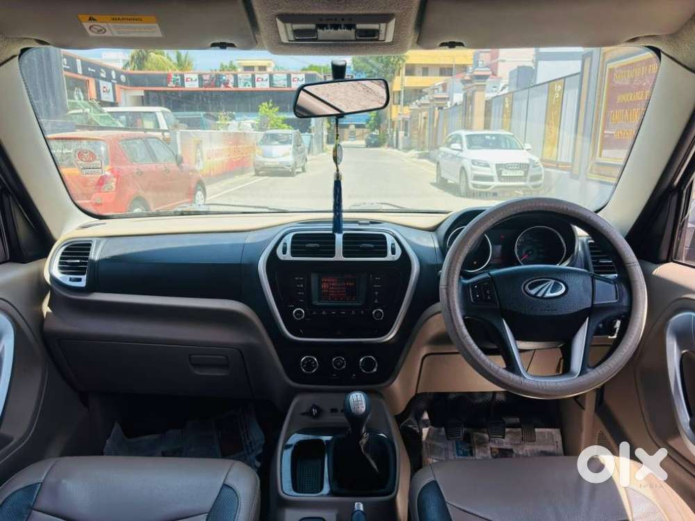 Mahindra Tuv 300 T8, 2017, Diesel
