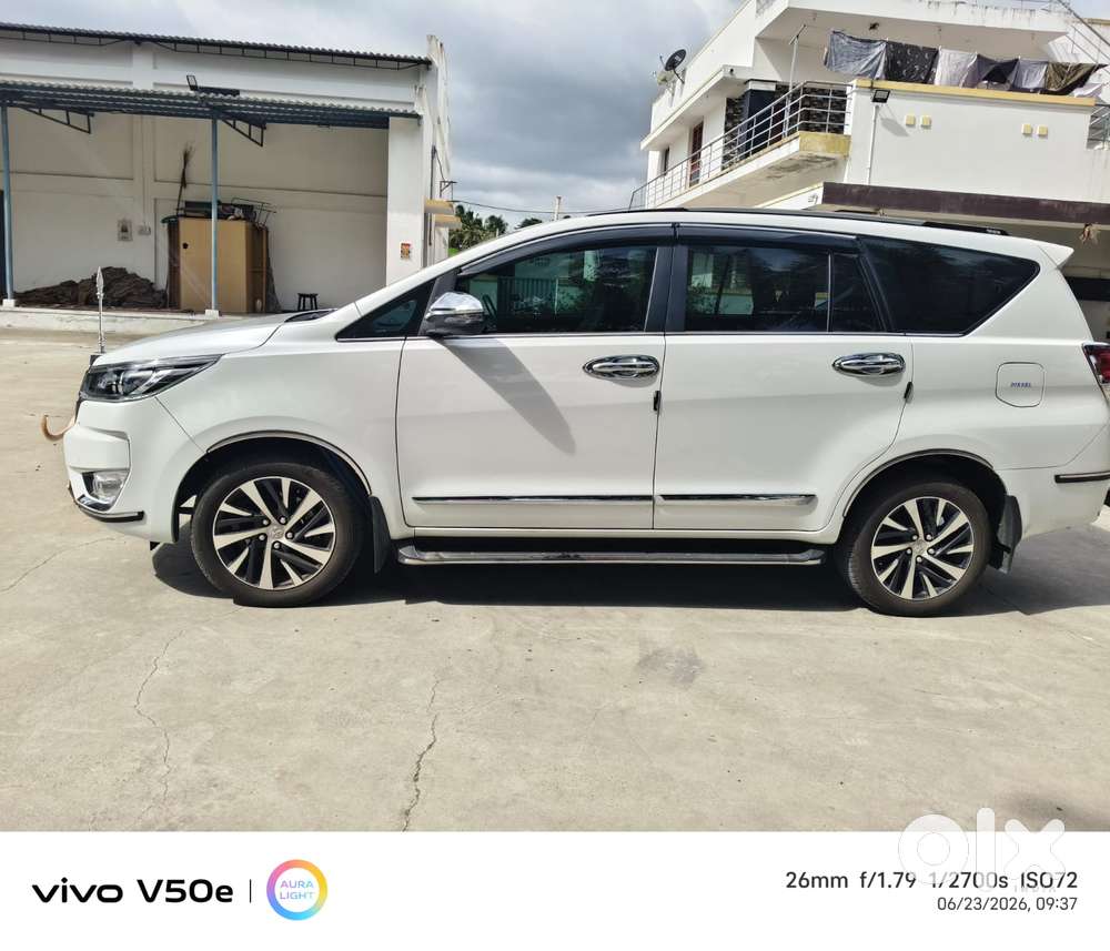 Toyota Innova Crysta 2.4 Z 7 Str, 2026, Diesel