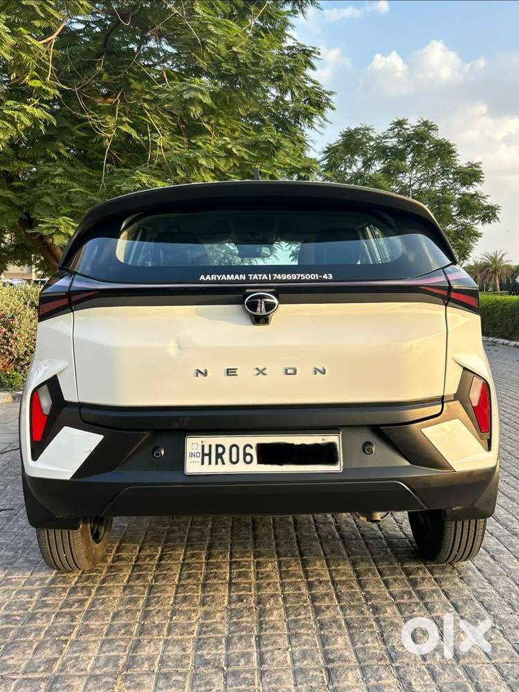 Tata Nexon, 2024, Petrol