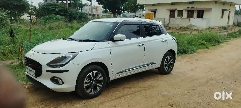 Maruti Suzuki New-gen Swift 2024 Zxi Plus
