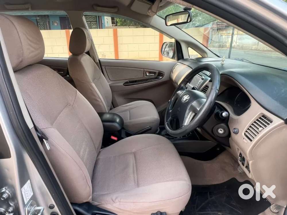 Toyota Innova 2009-2011 2.5 Vx 8 Str Bsiv, 2010, Diesel