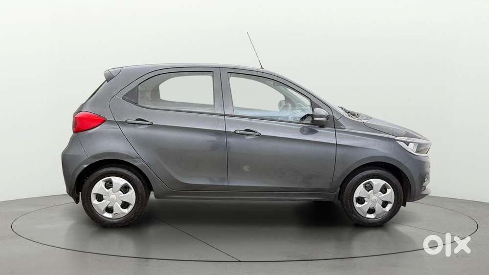 Tata Tiago Xm, 2024, Petrol