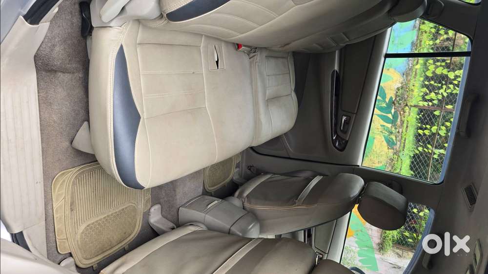 Toyota Innova 2012 Diesel Well Maintained