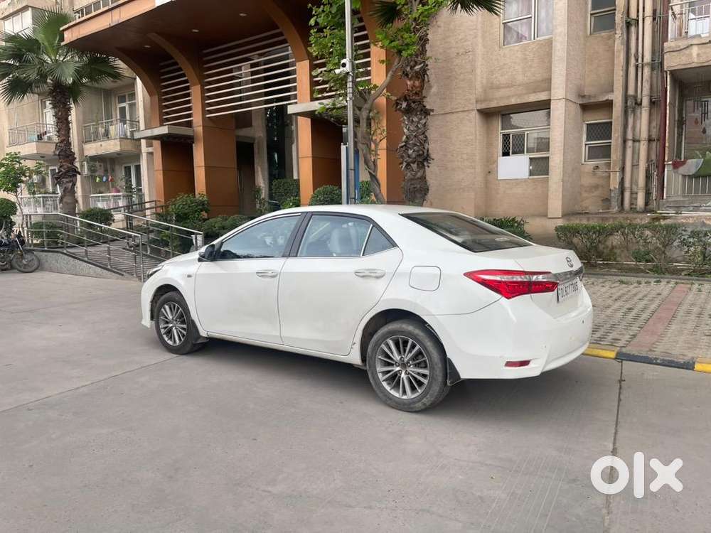 Toyota Corolla Altis 2016 Petrol Well Maintained
