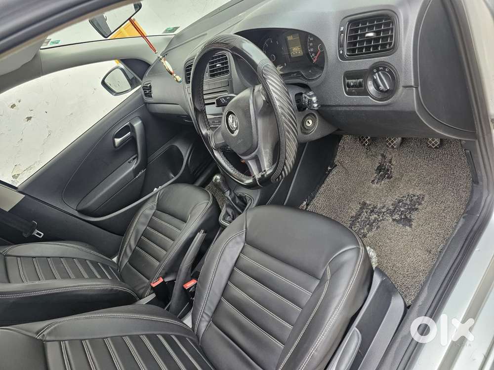 Volkswagen Polo Petrol 2016