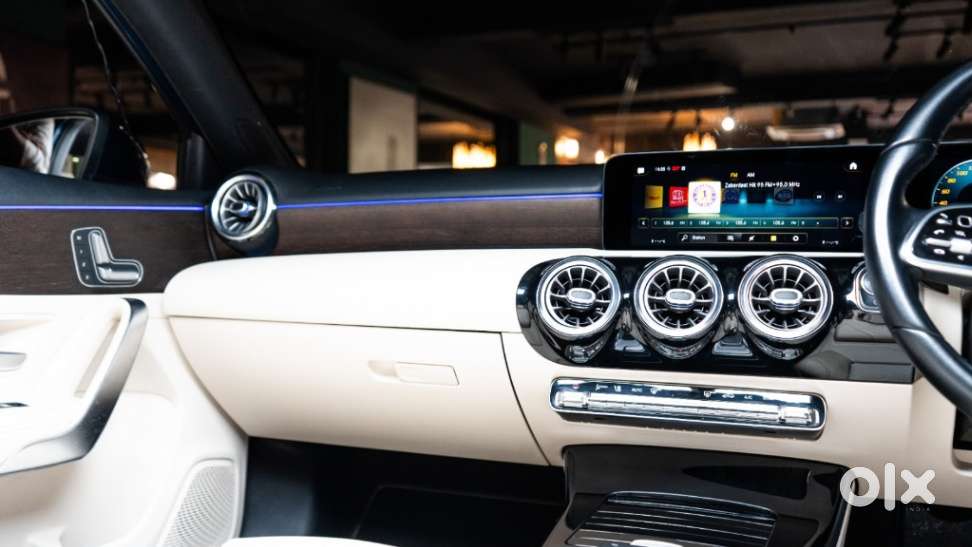 Mercedes-benz A-class Limousine 1.3 A 200, 2021, Petrol