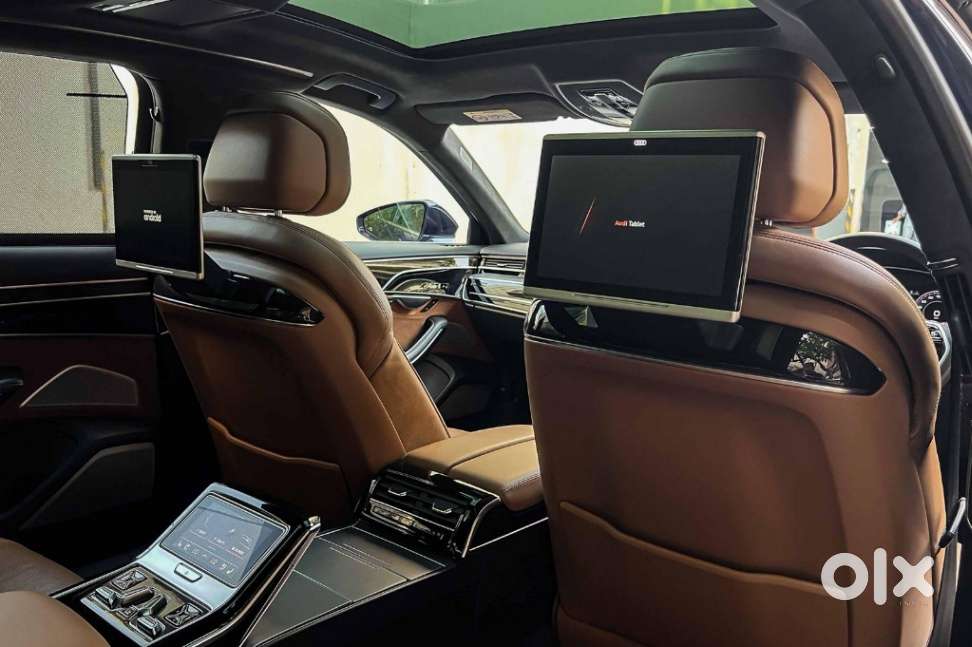 Audi A8 L, 2019, Petrol