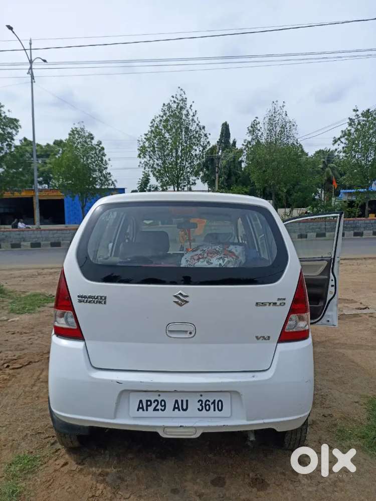 Maruti Suzuki Zen Estilo 2012