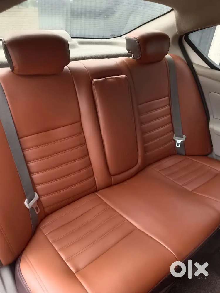Nissan Sunny 2014