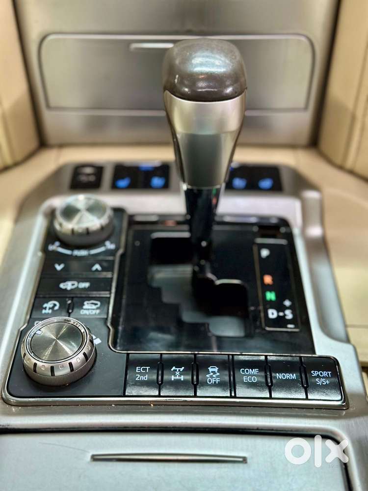 Toyota Land Cruiser [ ] 4.5 Vx Lc 200, 2017, Diesel