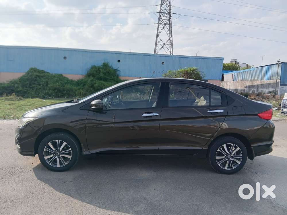 Honda City I-vtec V, 2017, Petrol