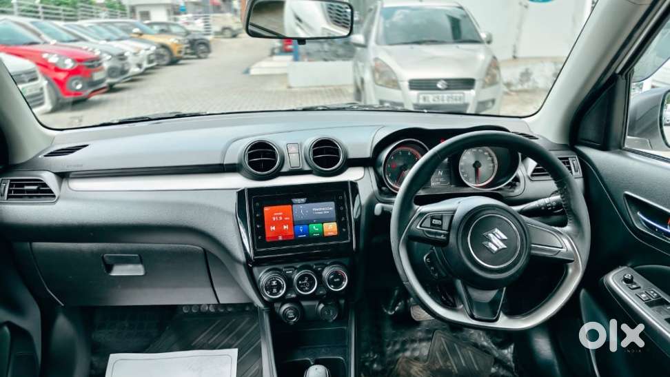Maruti Suzuki Swift Amt Zxi, 2022, Petrol