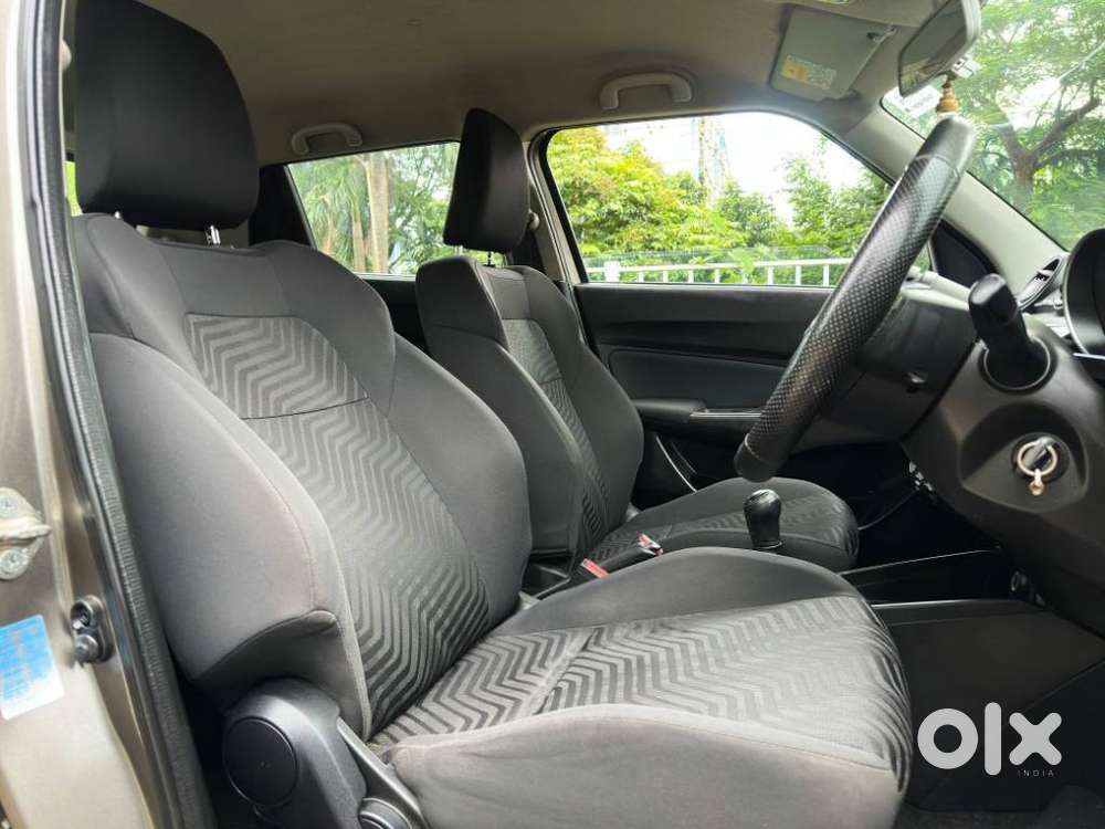 Maruti Suzuki Swift Vxi Ags, 2020, Petrol