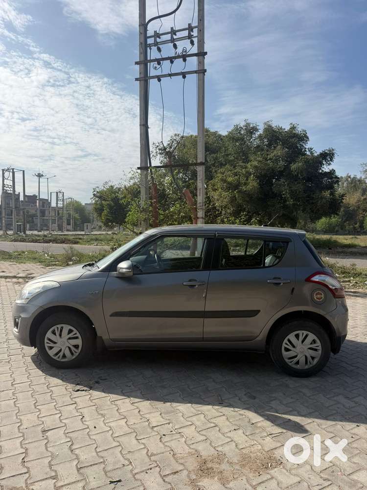 Maruti Suzuki Swift 1.2 Vxi (o), 2015, Petrol