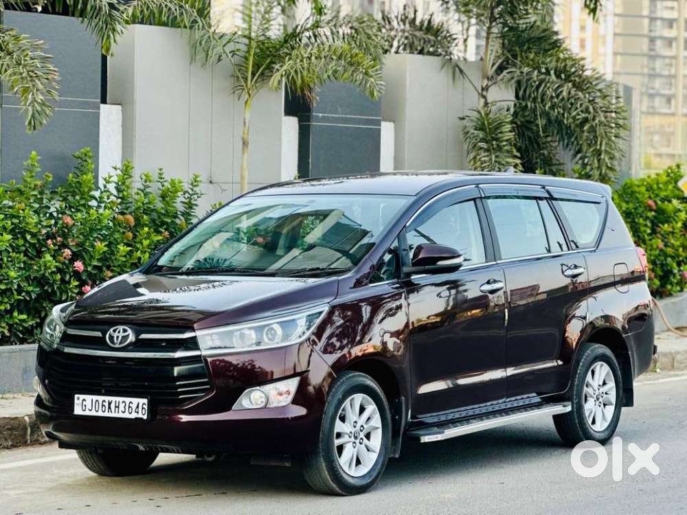 Toyota Innova Crysta 2.4 V, 2016, Diesel