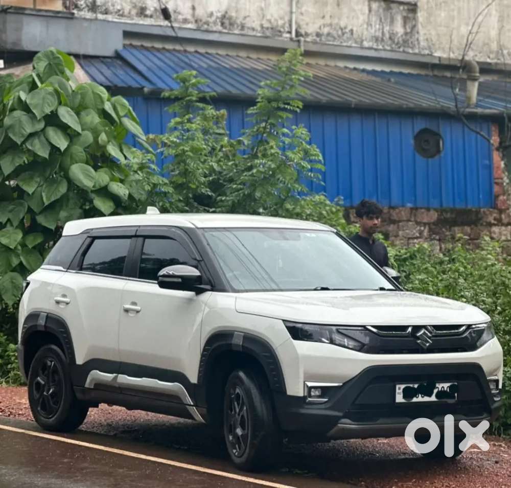 2024 Maruti Suzuki Brezza Vxi At