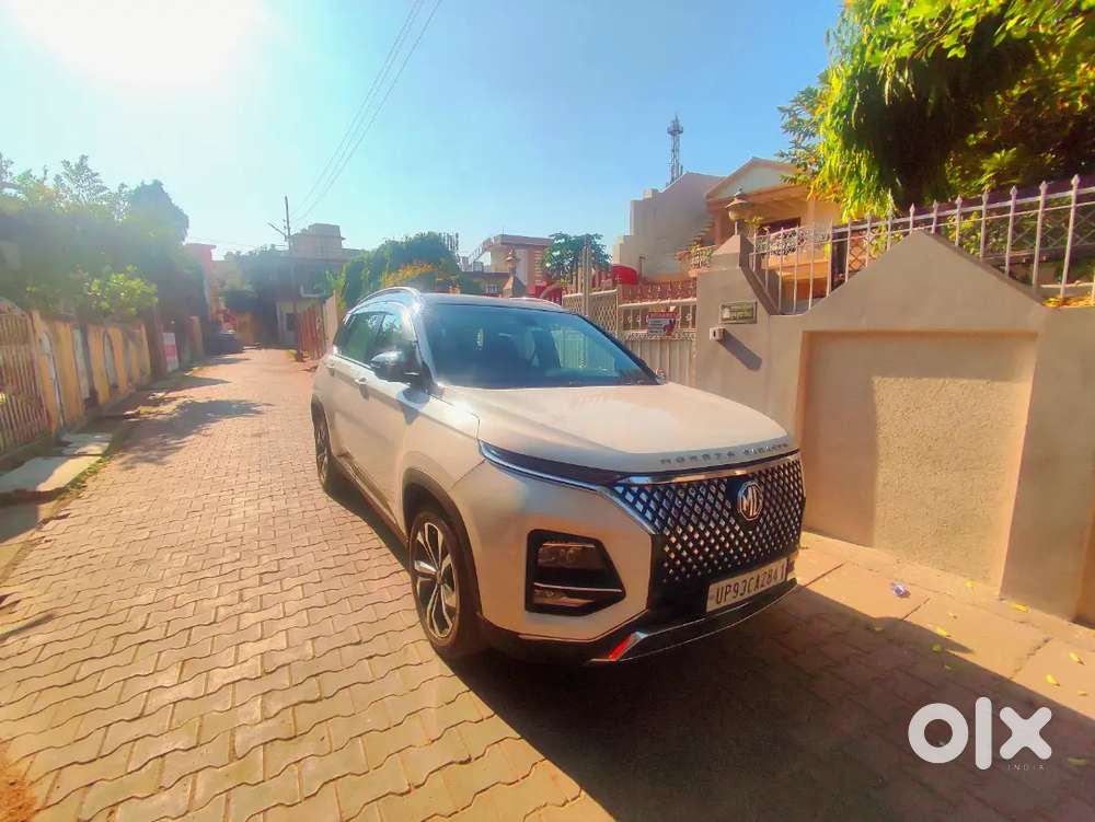 Mg Hector Plus 2023