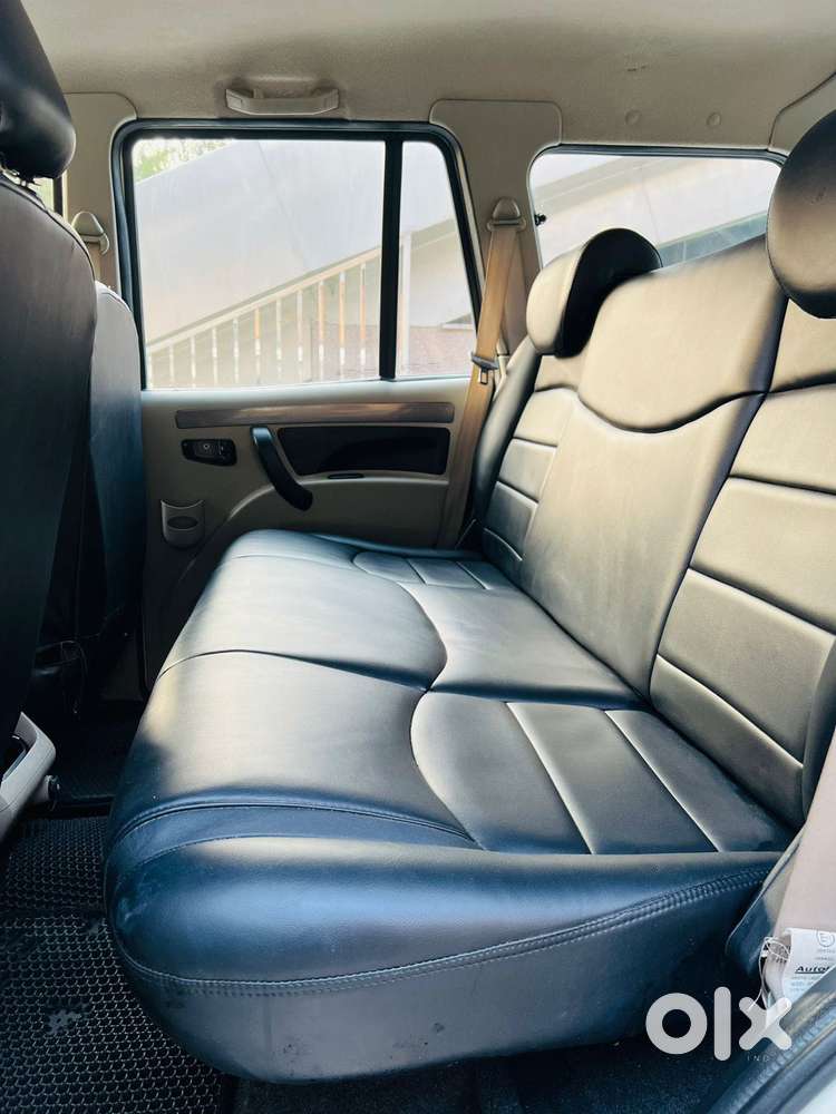 Mahindra Scorpio S5 Plus, 2018, Petrol