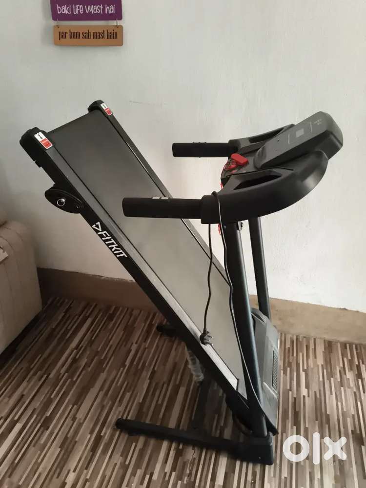 Cult fitness treadmill - 7 months old and is only used 2 times.