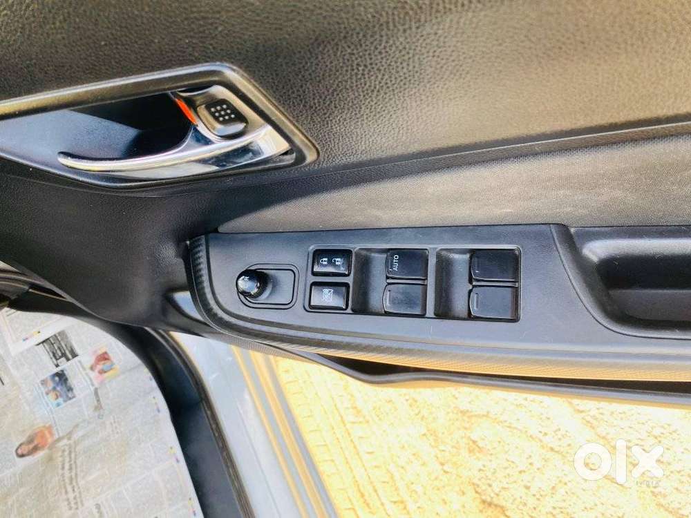 Maruti Suzuki Swift Vxi Optional, 2022, Petrol