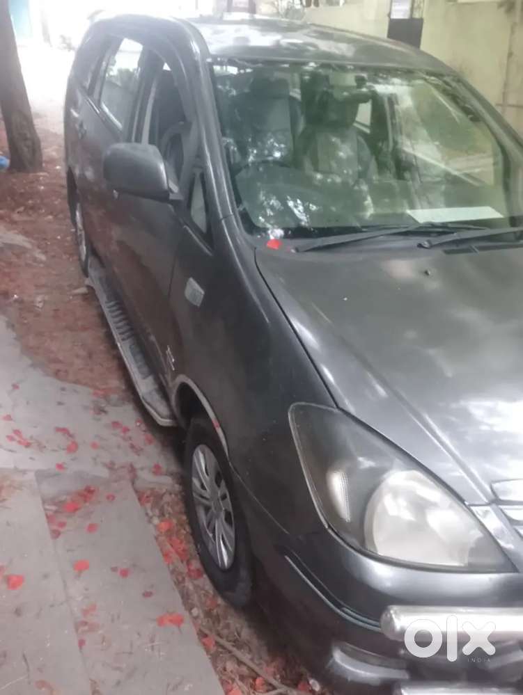 Tata Innova 2.5g