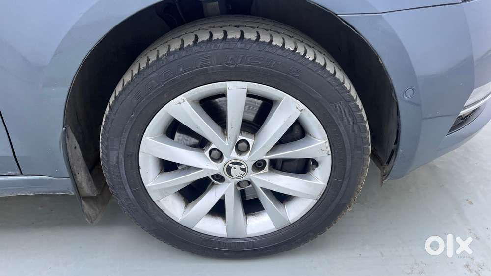 Skoda Octavia 2.0 L K Tsi At, 2018, Petrol